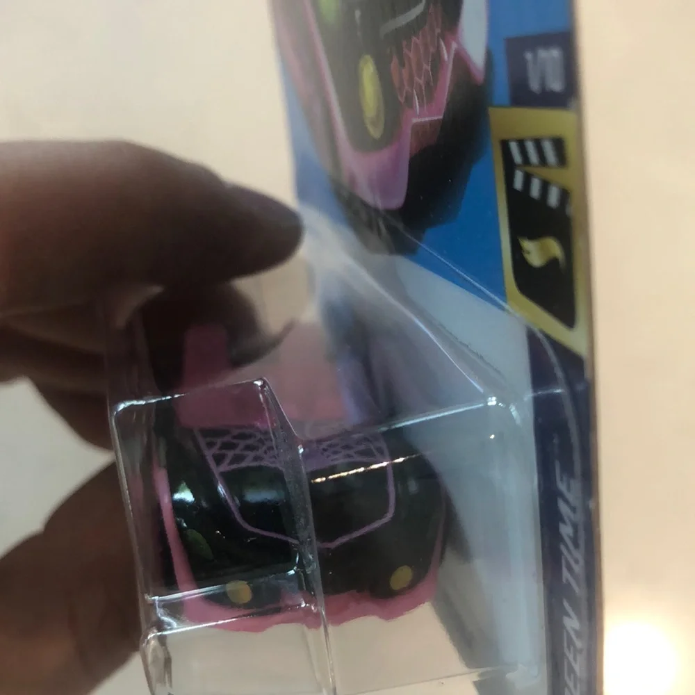 Monster High Ghoul Mobile - Pink and Black
